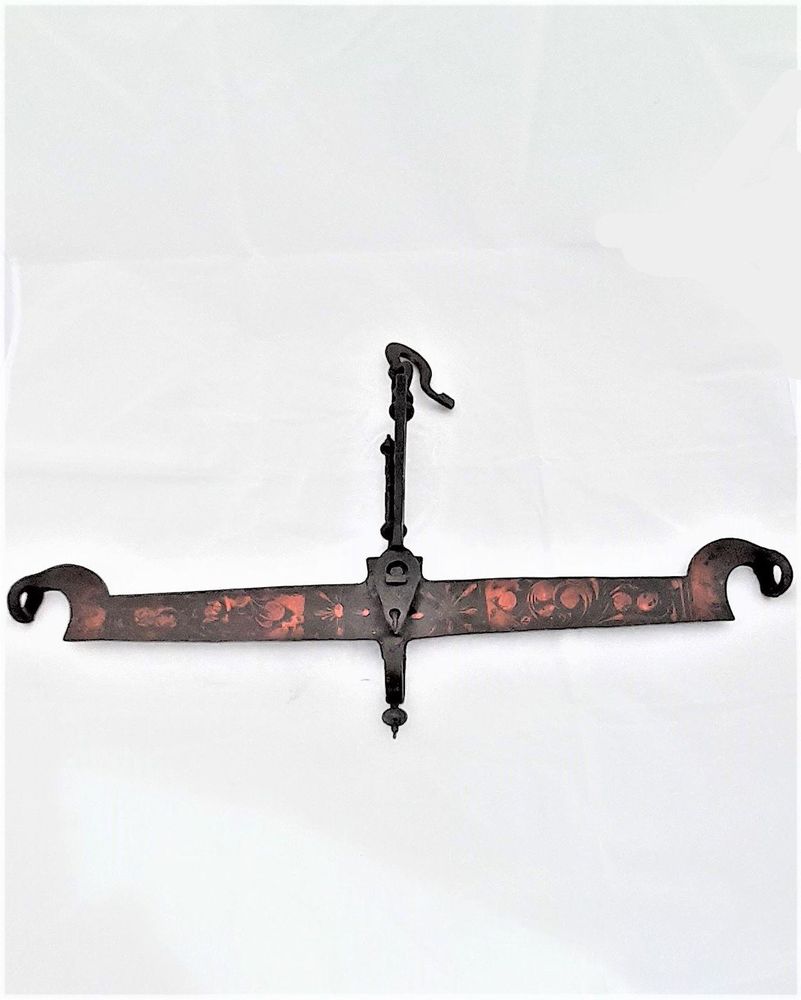 Antique Georgian floral painted wrought iron hanging balance beam scales circa 1825, 62 cm wide.