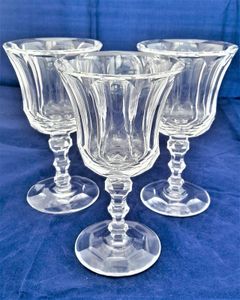 Three Vintage Waterford Crystal Wine Glasses Royal Tara Pattern Hand Blown and Cut Crystal 225 ml 17.3 cm H 9.6 cm D circa 1980