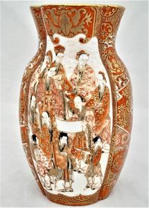 Antique Japanese Kutani Porcelain Vase decorated in iron red and enamel brocade - aka-e kinran-de made in the  Meiji period circa 1885 - signed Kaga San Pu Do - painted by Kasama Shuseki of  Kanazawa  in the Kaga Prefecture 15.2 cm high 9.2 cm wide weighs 370 grammes unpacked.