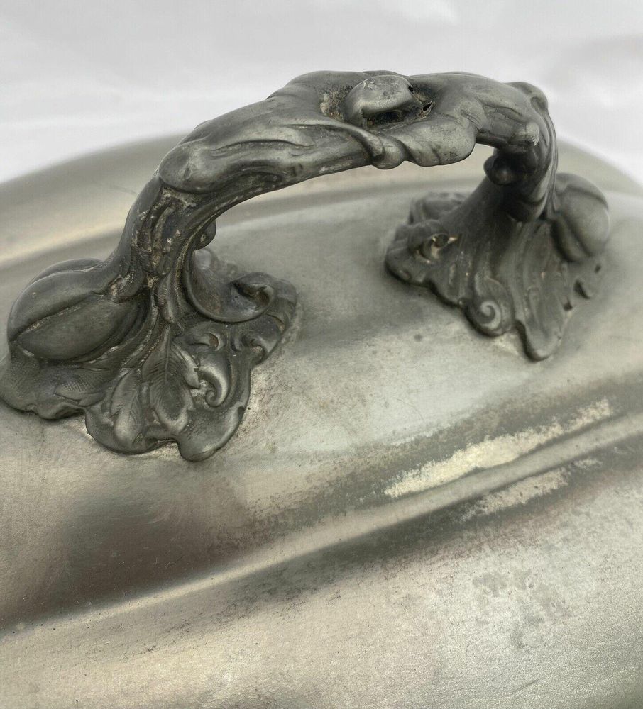 Close up of the handle