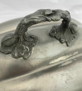Close up of the handle