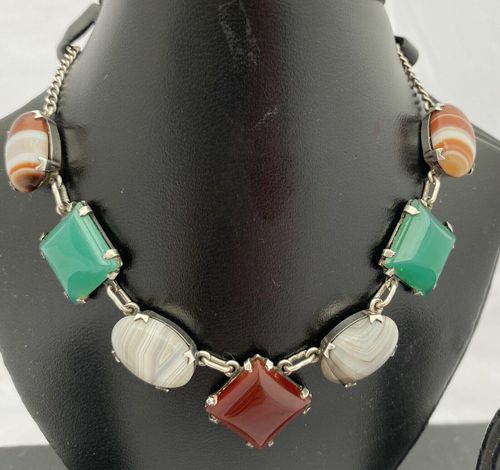 Necklace on a stand 2
