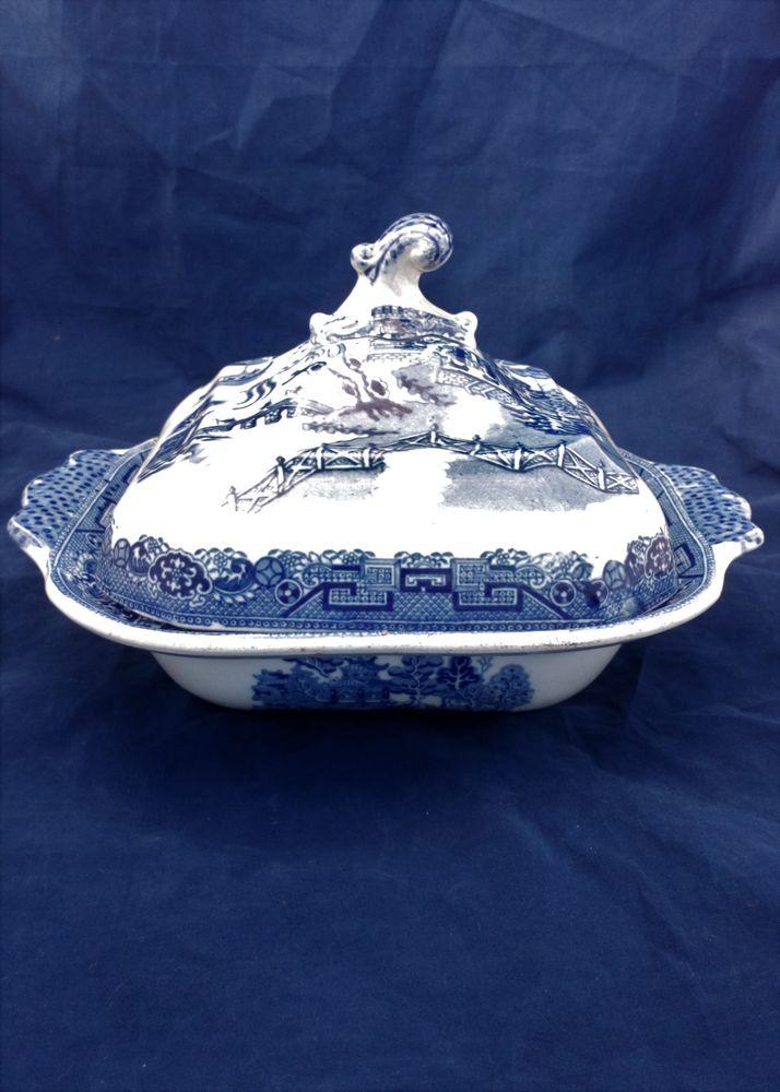 Antique Pearlware Vegetable Tureen Transfer Printed Blue and White Willow Pattern circa 1840