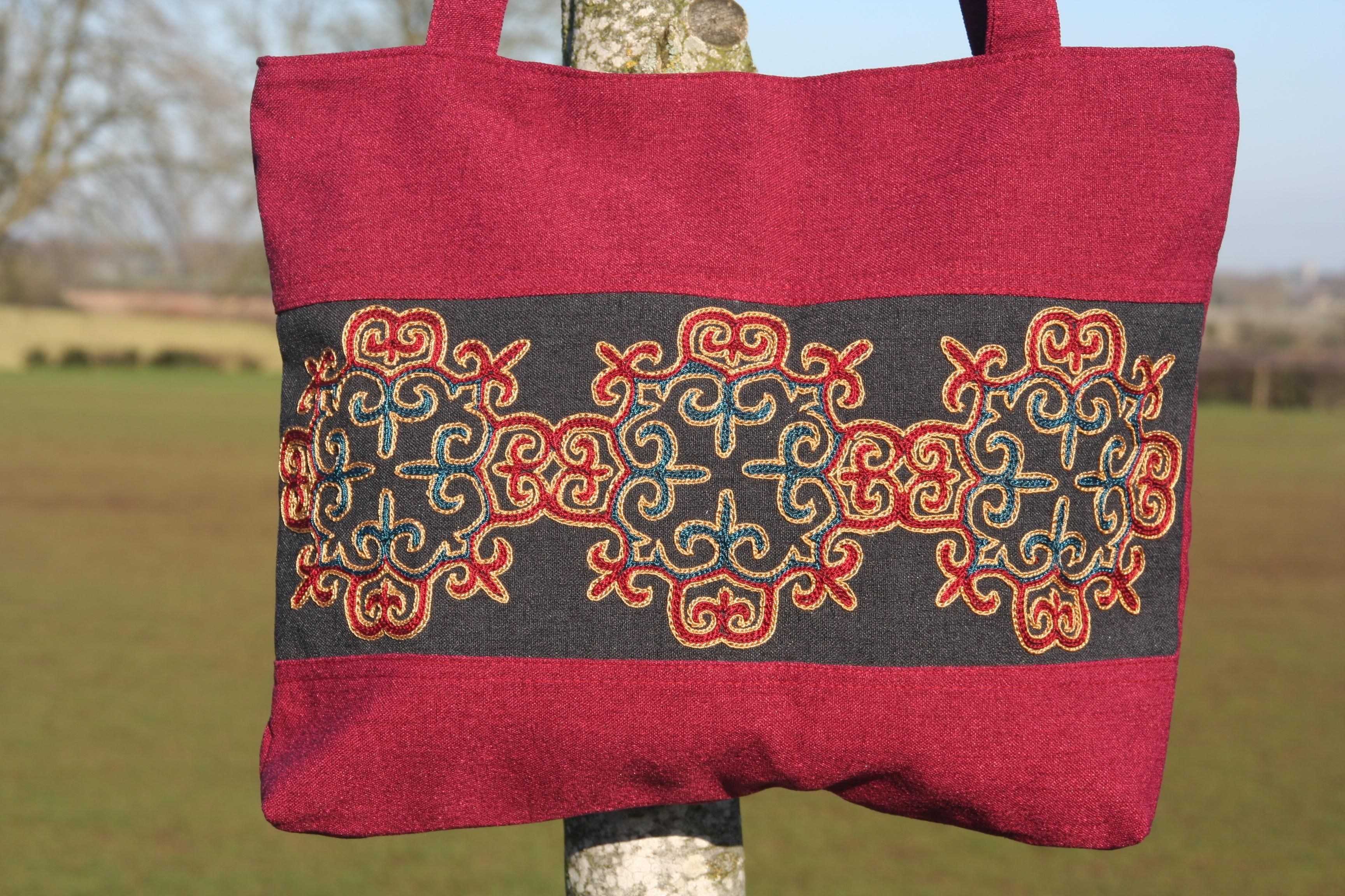 Panel Bag Ethnic Embroidery - Red
