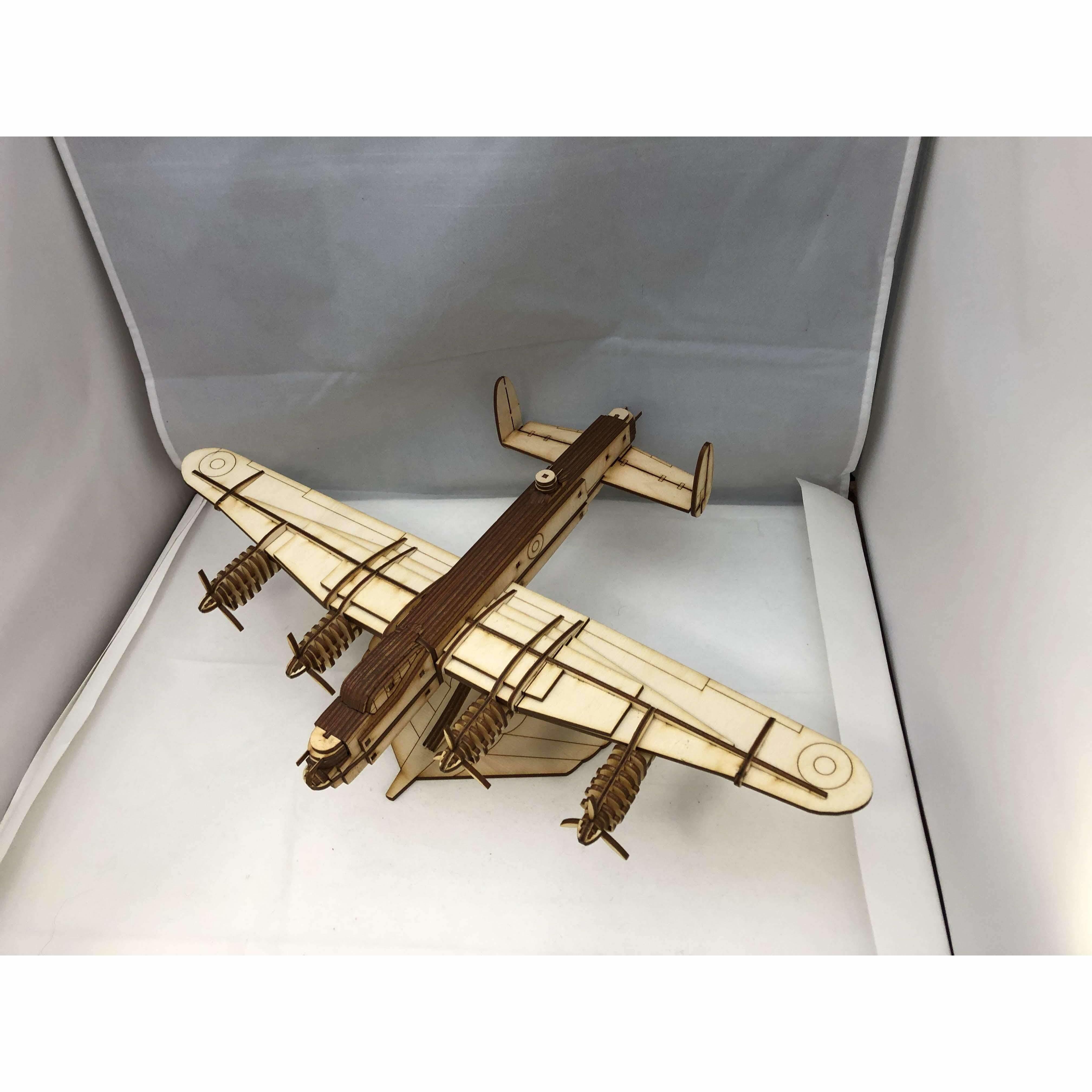 Red Berry Crafts Ltd:Avro Lancaster Model Kit