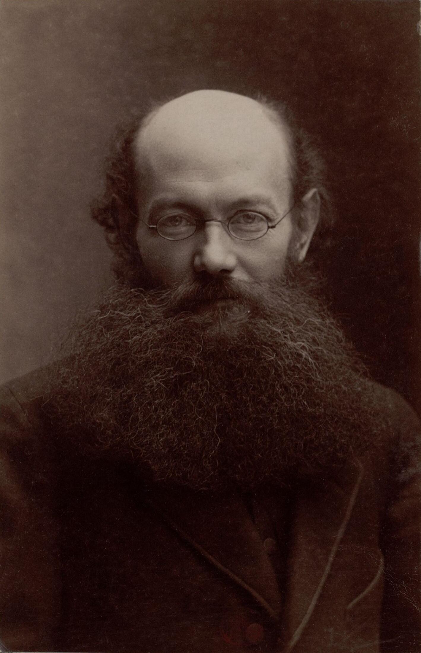 atelier-nadar---pierre-kropotkine.jpg