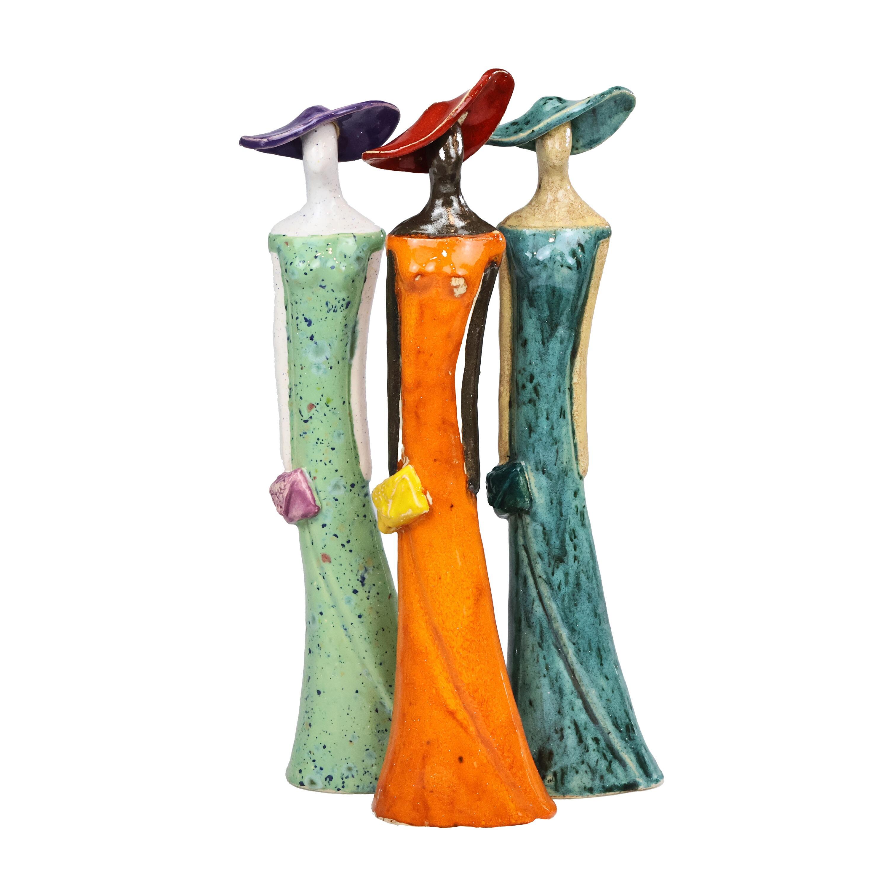 Handmade Ceramic Lady Figurine – Minimalist Woman Sculpture with Purse, Artisan Pottery Figure, Modern Home Decor