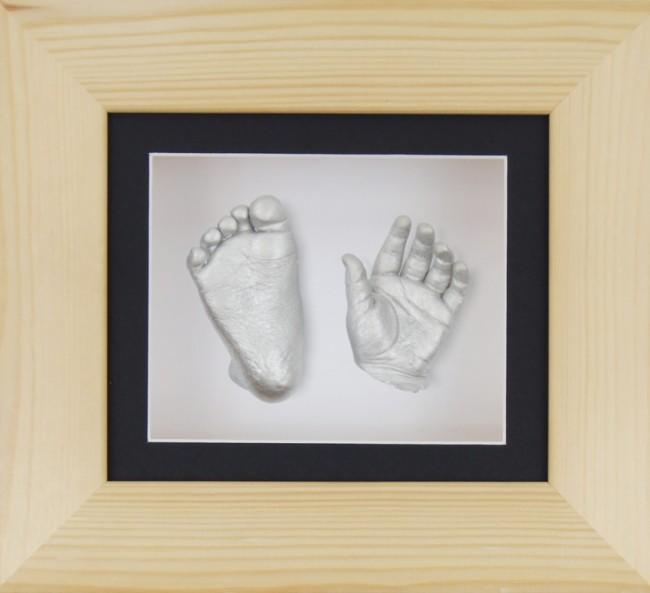 Baby Casting Kit Natural Pine Frame Black White Display Silver