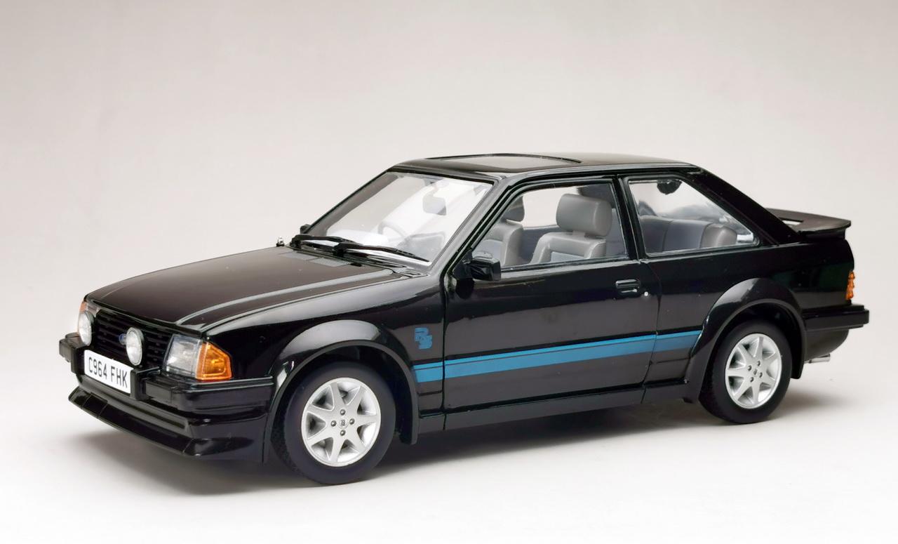 Ford Escort RS Turbo 1984 in black 1:18 scale model from Sun Star  H4964R