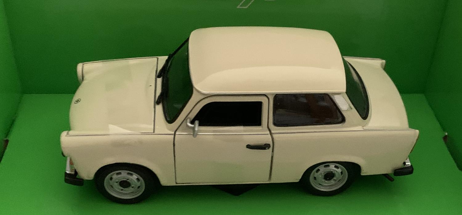 Trabant 601 in Beige 1:24 scale model  from welly