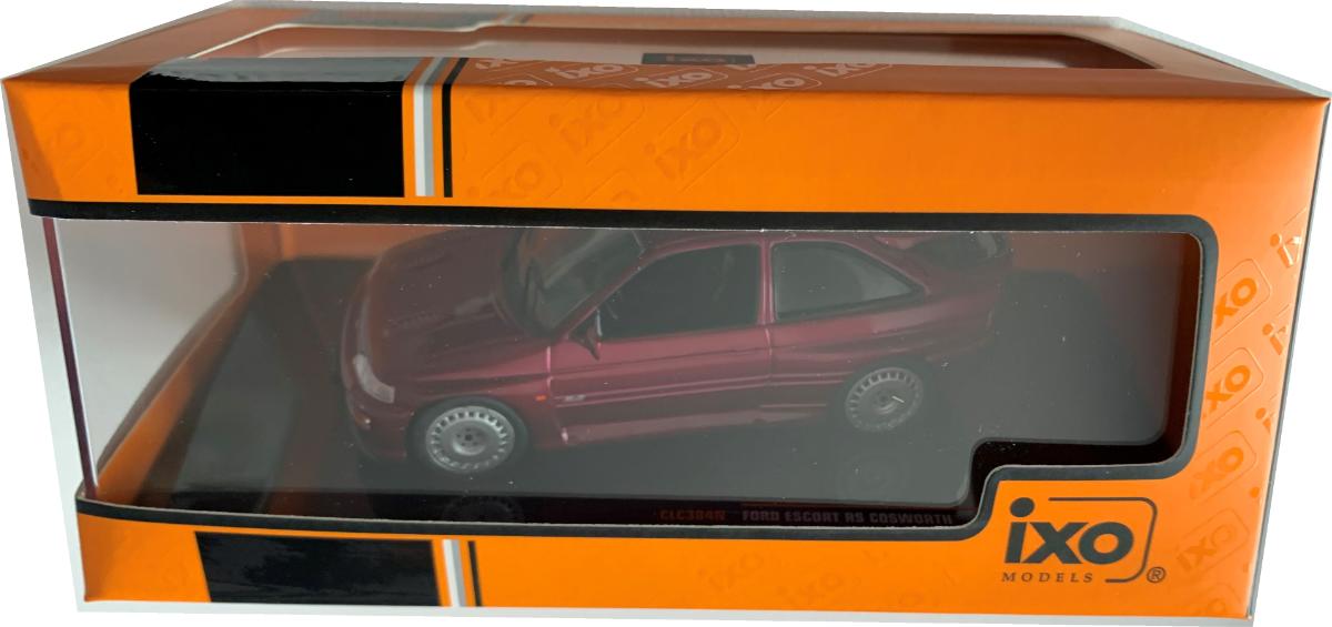 A good reproduction of the Ford Escort RS Cosworth with detail throughout, all authentically recreated.  Model is presented on a removable plinth with a removable hard plastic cover.