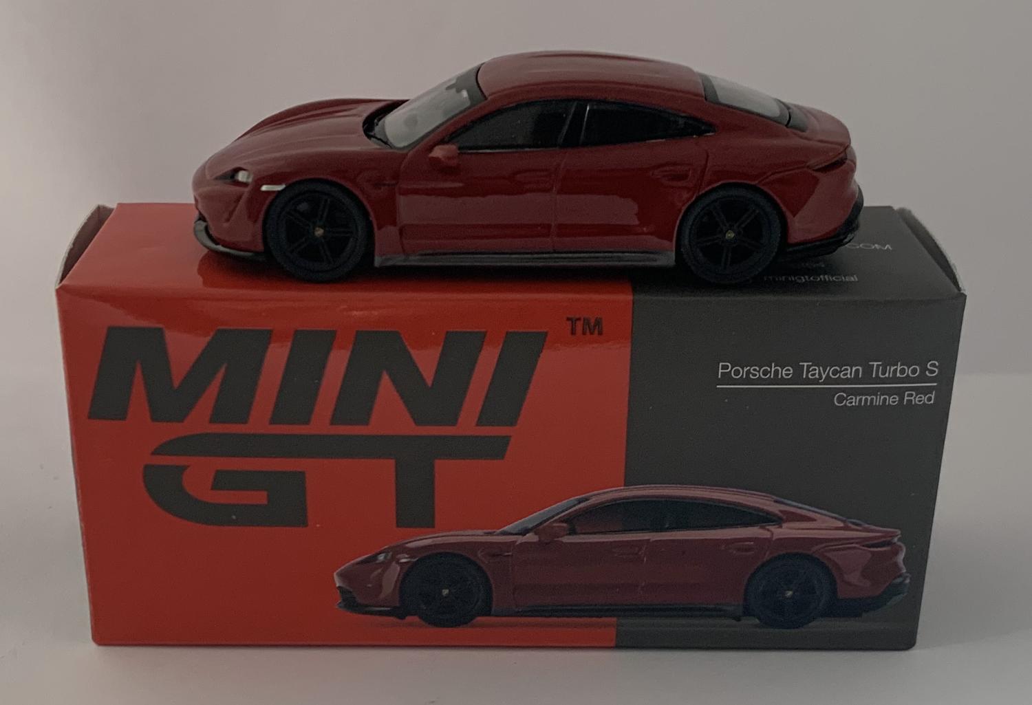 A good reproduction of the Porsche Taycan Turbo S with detail throughout, all authentically recreated. The model is presented in a box, the car is approx. 8 cm long and the box is 10 cm long