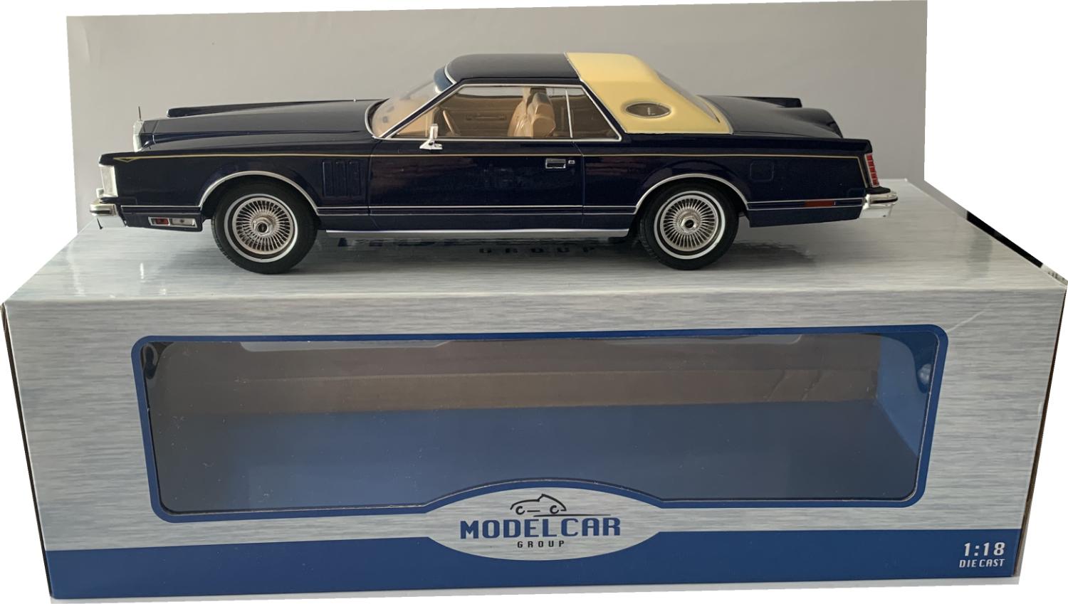 The Continental Model is presented on a removable plinth in a window display box. The car is approx. 32 cm long and the presentation box is 40.5 cm long
