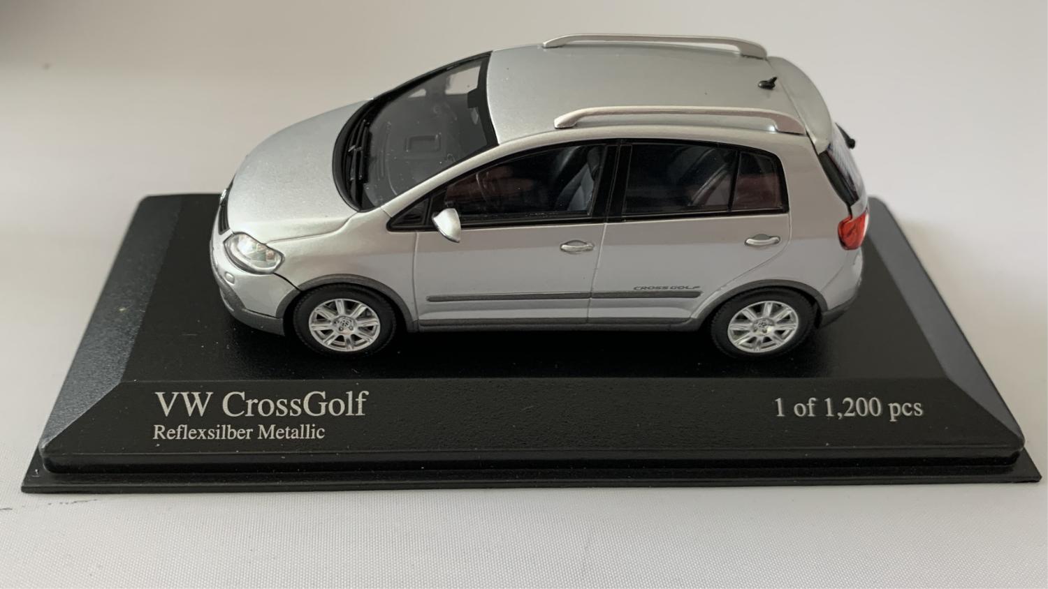 VW Cross Golf 2006 in silver 1:43 scale Minichamps limited edition model, clearance offers