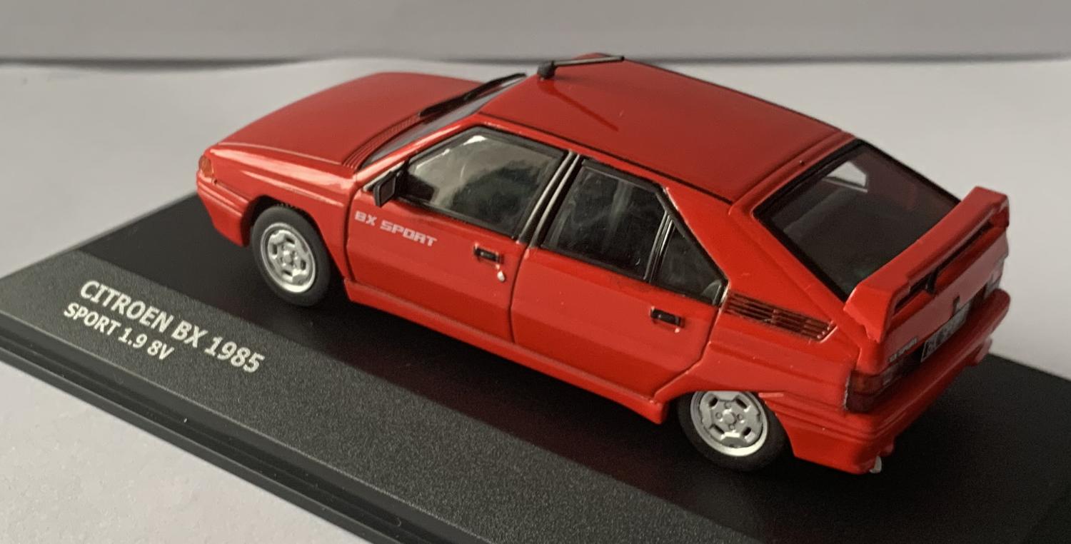 Citroen BX Sport 1.9 8V 1985 in red 1:43 scale model from Solido, 4311002