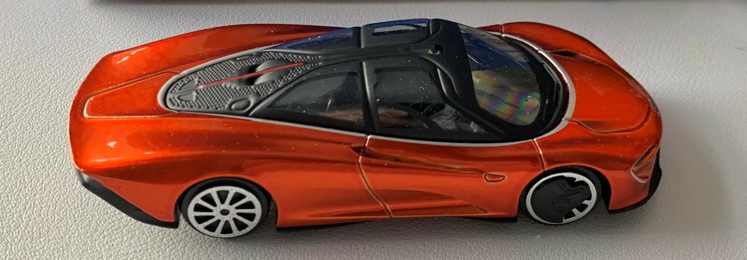 McLaren Speedtail in metallic orange 1:47 scale model
