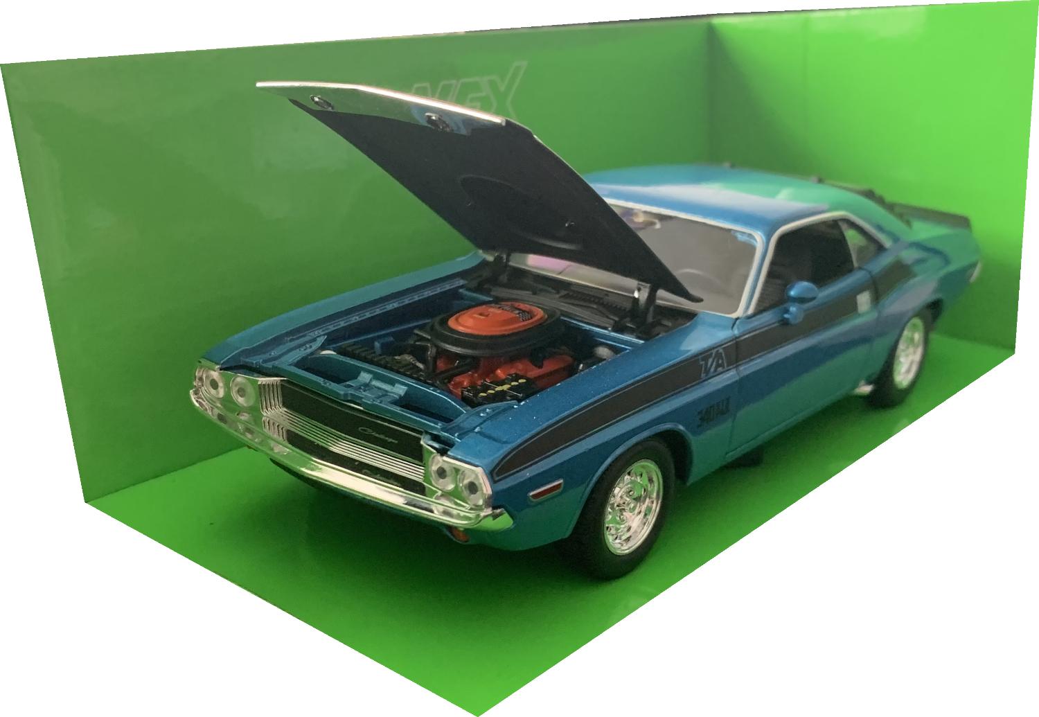 An excellent production of the Dodge Challenger T/A with high level of detail throughout, all authentically recreated. Model is mounted on a removable plinth and presented in a window display box. The car is approx. 19½ cm long and the presentation box is 24 cm long