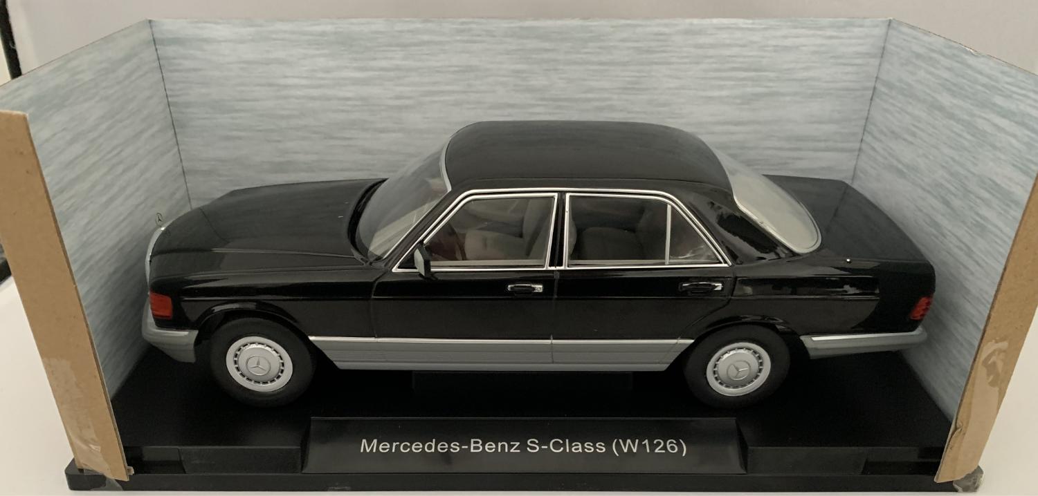 Details: A very good representation of the Mercedes Benz S Class decorated in black with silver wheels. Other trims are finished in chrome, silver and grey.  Features include working wheels. The interior is finished in light grey with wood effect trim, black and grey dashboard with black steering wheel. The Mercedes badge sits centre on the front bonnet above the distinctive radiator grille and on the rear with 280 SE in silver.