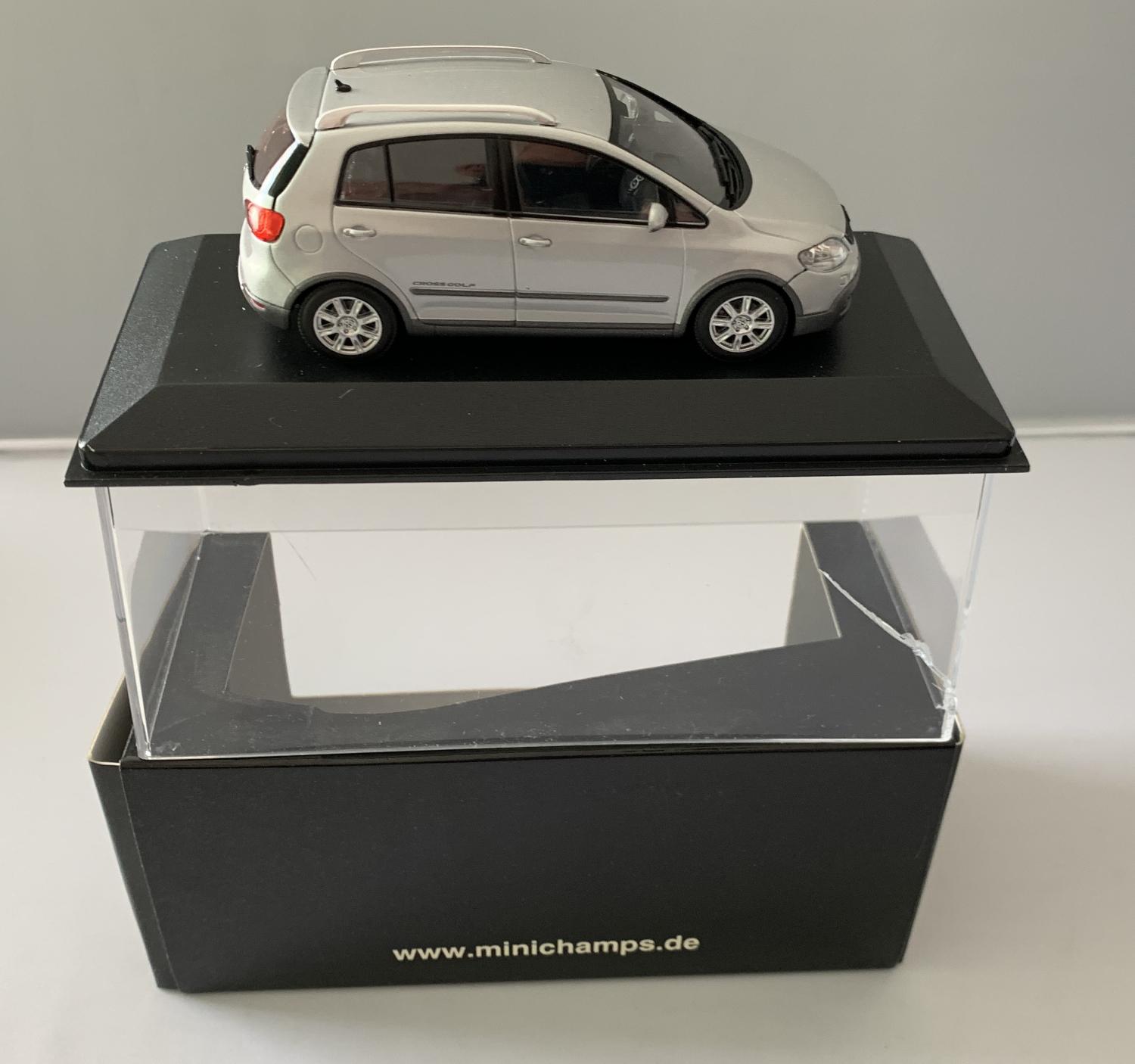 VW Cross Golf 2006 in silver 1:43 scale Minichamps limited edition model, clearance offers