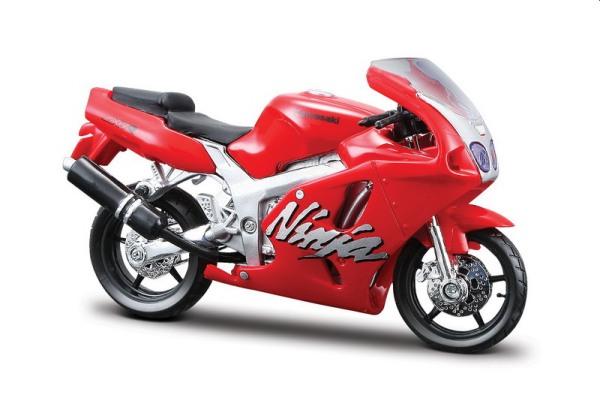 Kawasaki Ninja ZX-7R in red 1:18 scale motorbike model from Bburago