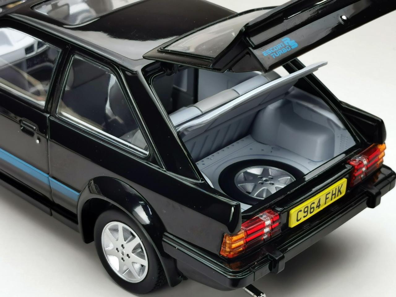 An excellent representation of the Ford Escort RS Turbo from 198