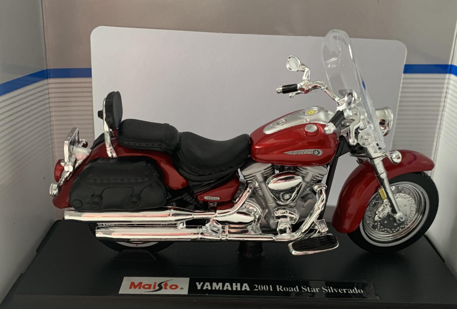 Yamaha Road Star Silverado in red 2001 1:18 scale model from Maisto