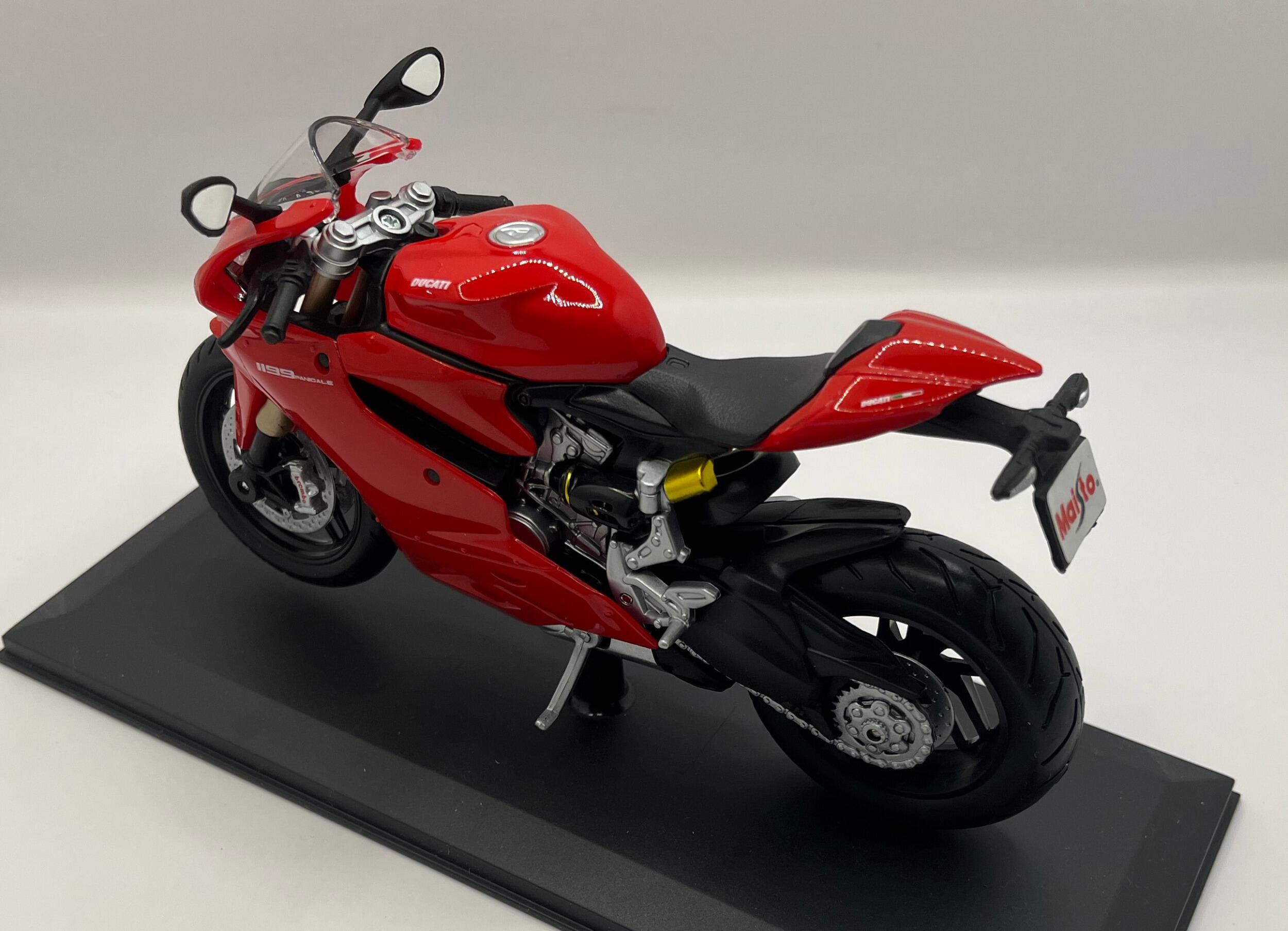 ducati panigale diecast model