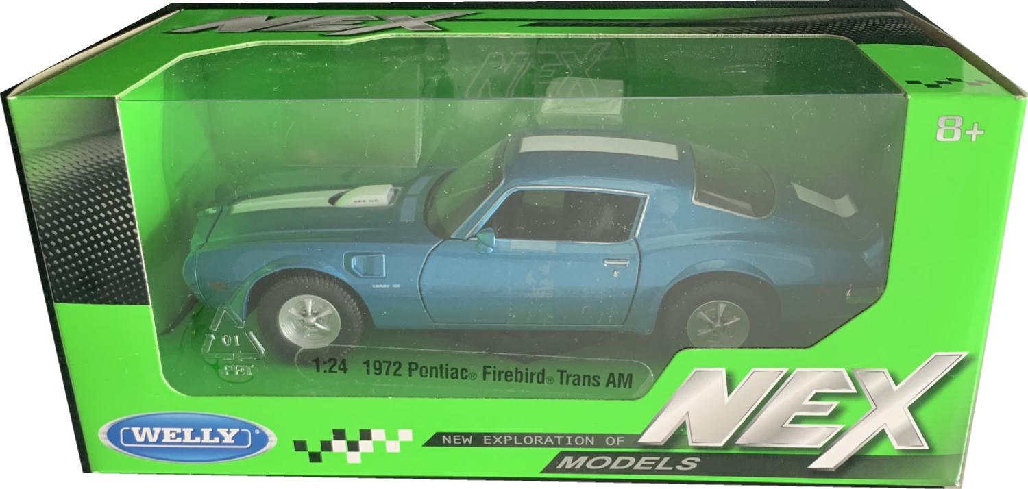 An excellent scale model of a Pontiac Firebird Trams AM decorated in metallic blue
