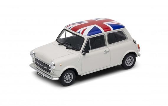 Mini Cooper 1300 in white with union jack roof 1:24-27 scale from Welly