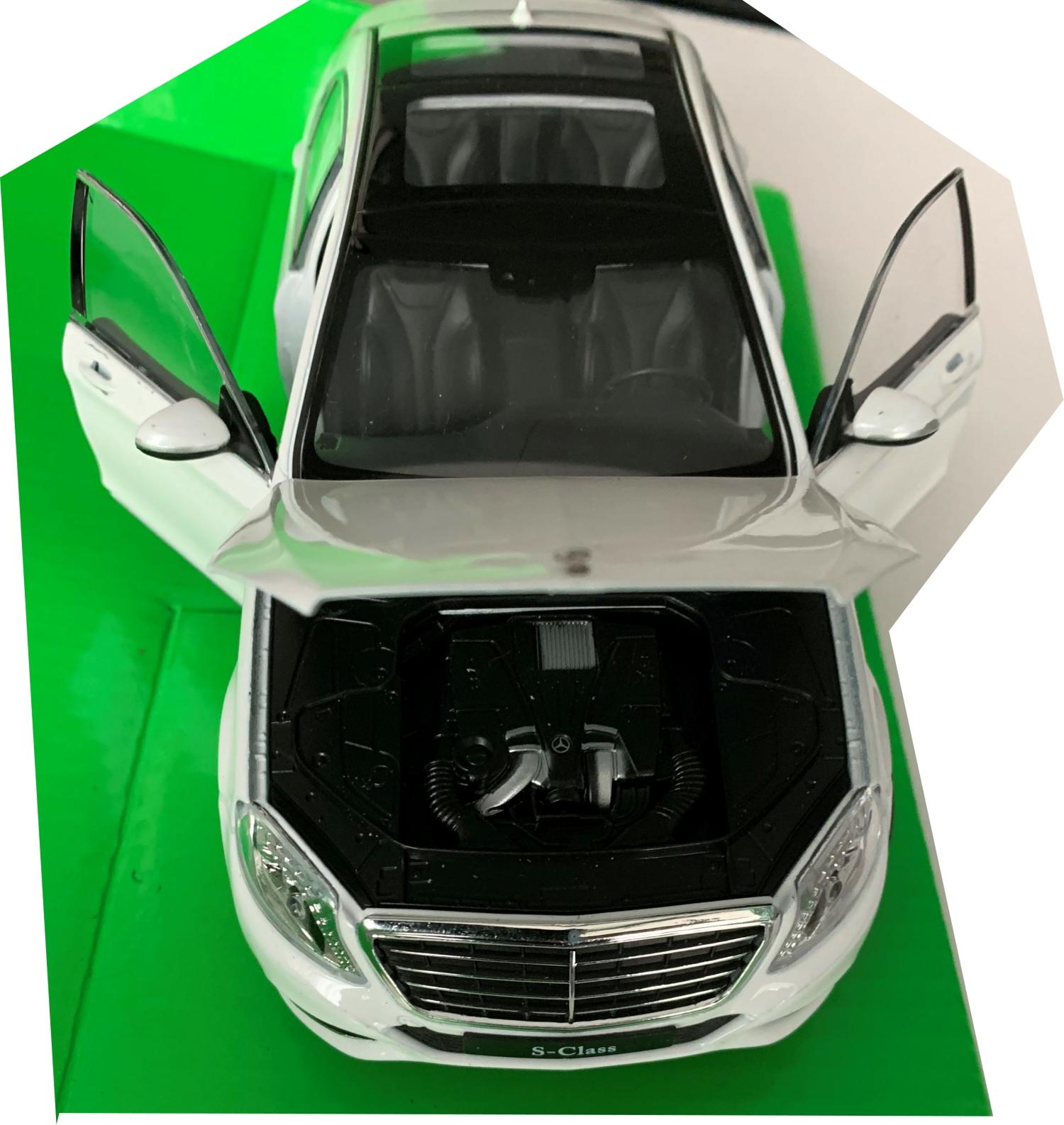 Mercedes Benz S Class 2013 in white 1:24 scale model from Welly