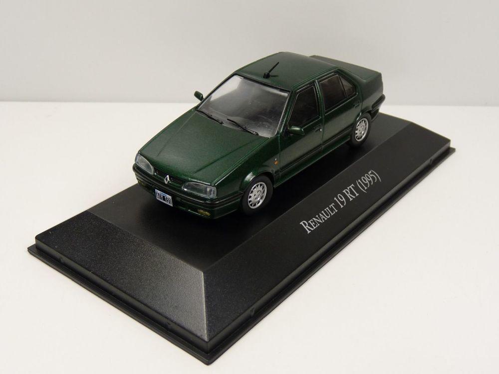 Renault 19 RT in green 1995, 1:43 scale model, cars of the 80/90s collections