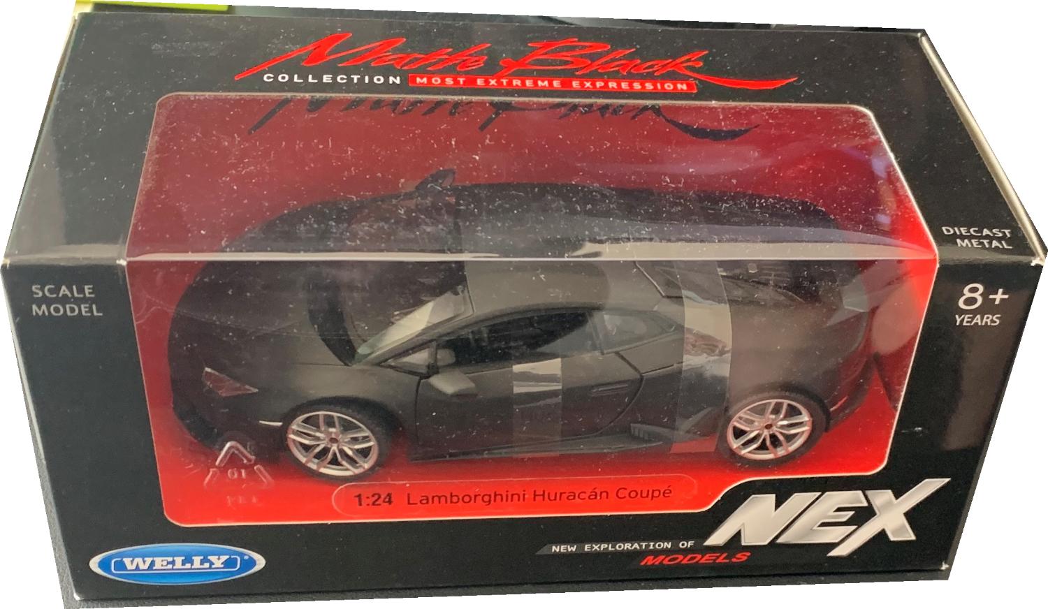 Lamborghini Huracan Coupe in matt black 1:24 scale diecast model supercar from Welly