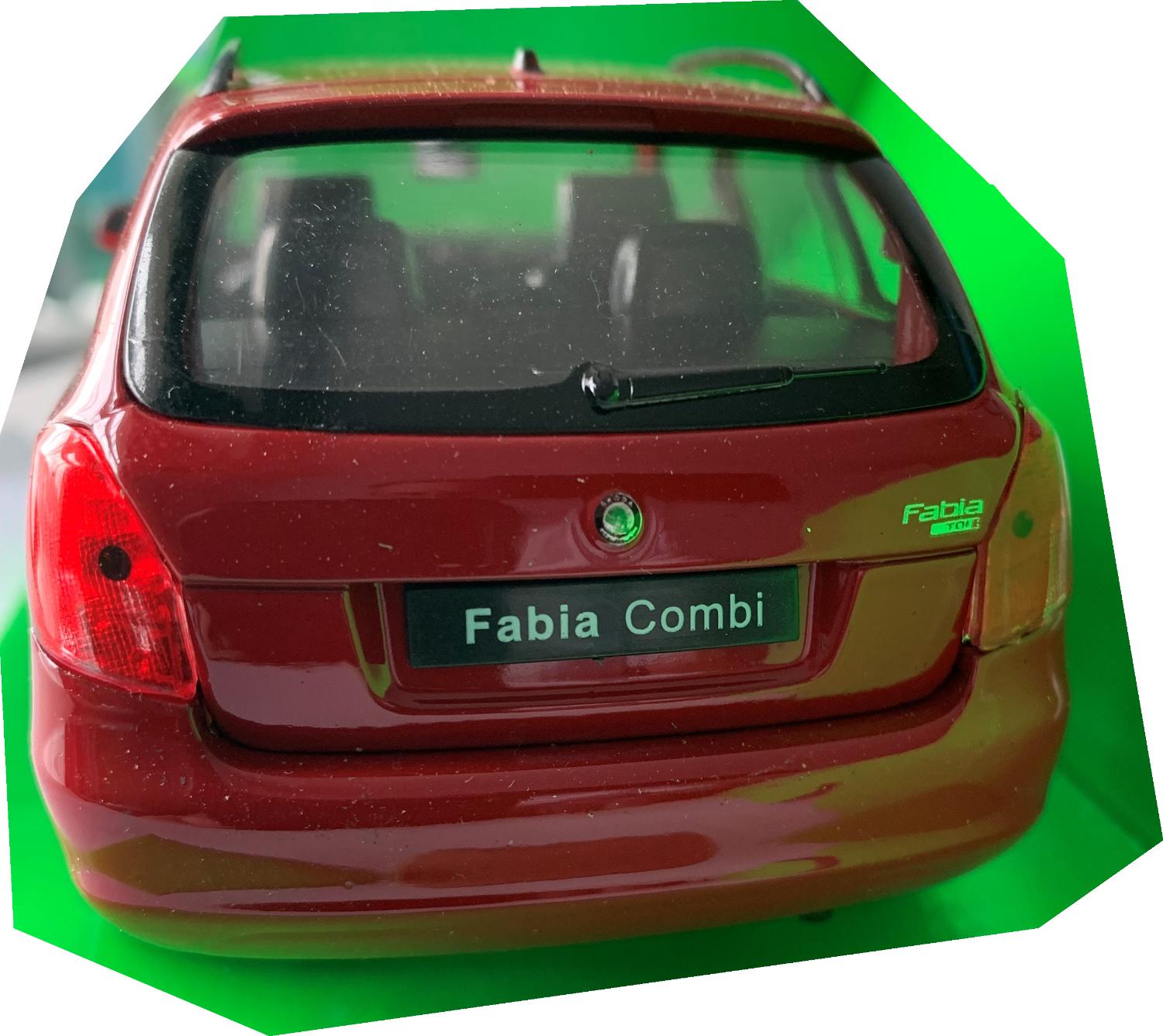 An excellent reproduction of the Skoda Fabia Combi II with high level of detail throughout, all authentically recreated. The model is presented in a window display box,