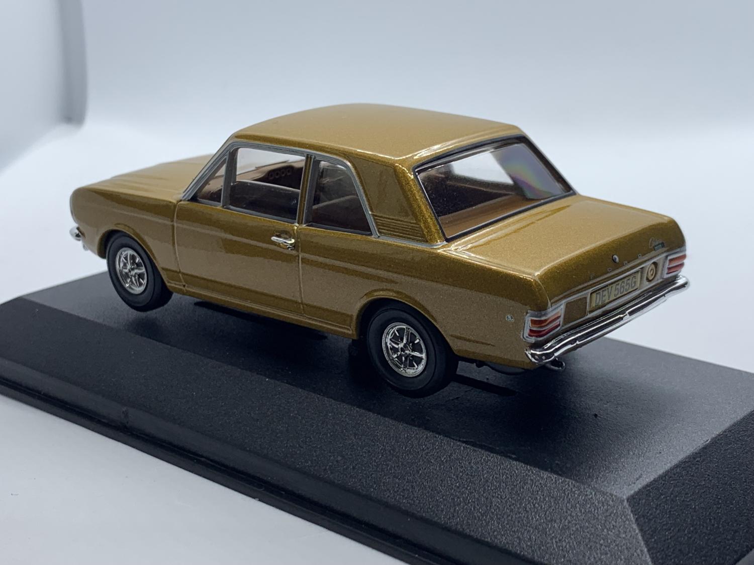 Lotus Ford Cortina mk 2 Twin Cam (Lotus) in amber gold, 1968  Colin Chapman’s car, 1:43 scale model from Corgi Vanguards, limited edition model