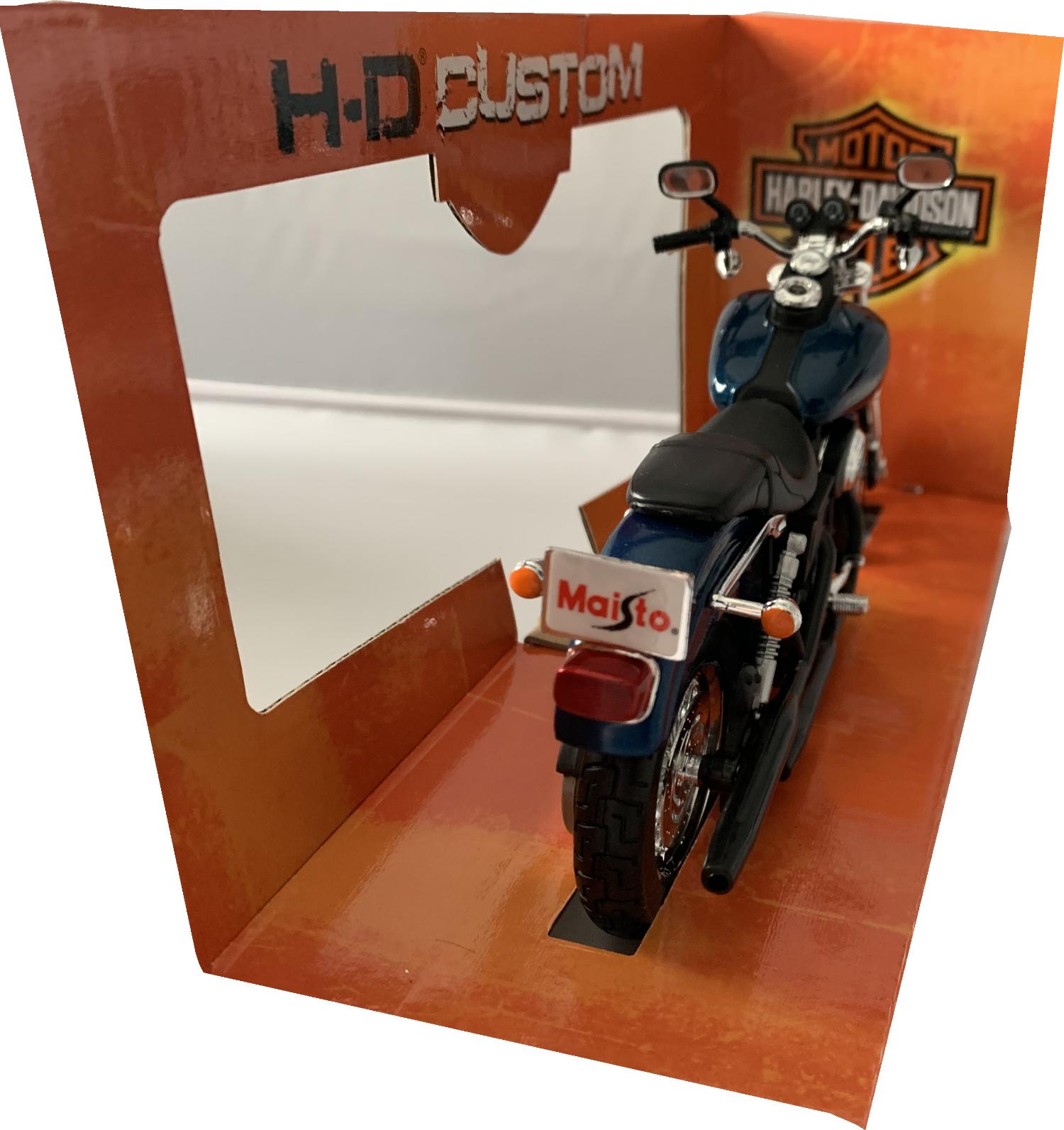 Harley Davidson 2004 Dyna Super Glide Sport in metallic blue 1:12 scale model motorbike from Maisto