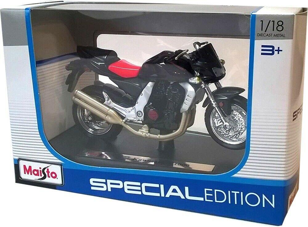 Kawasaki Z1000 in black 1:18 diecast scale model motorbike from Maisto