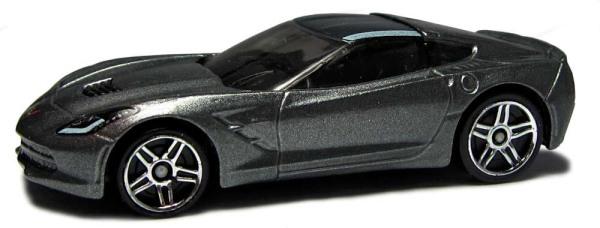 Chevrolet Corvette Stingray 2014 in metallic grey 1:43 scale model from Bburago, streetfire