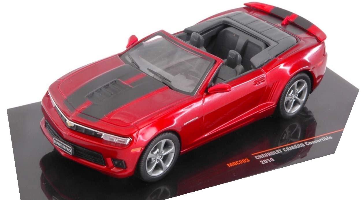 A good reproduction of the Chevrolet Camaro Convertible with detail throughout, all authentically recreated.  Model is presented on a removable plinth with a removable hard plastic cover.