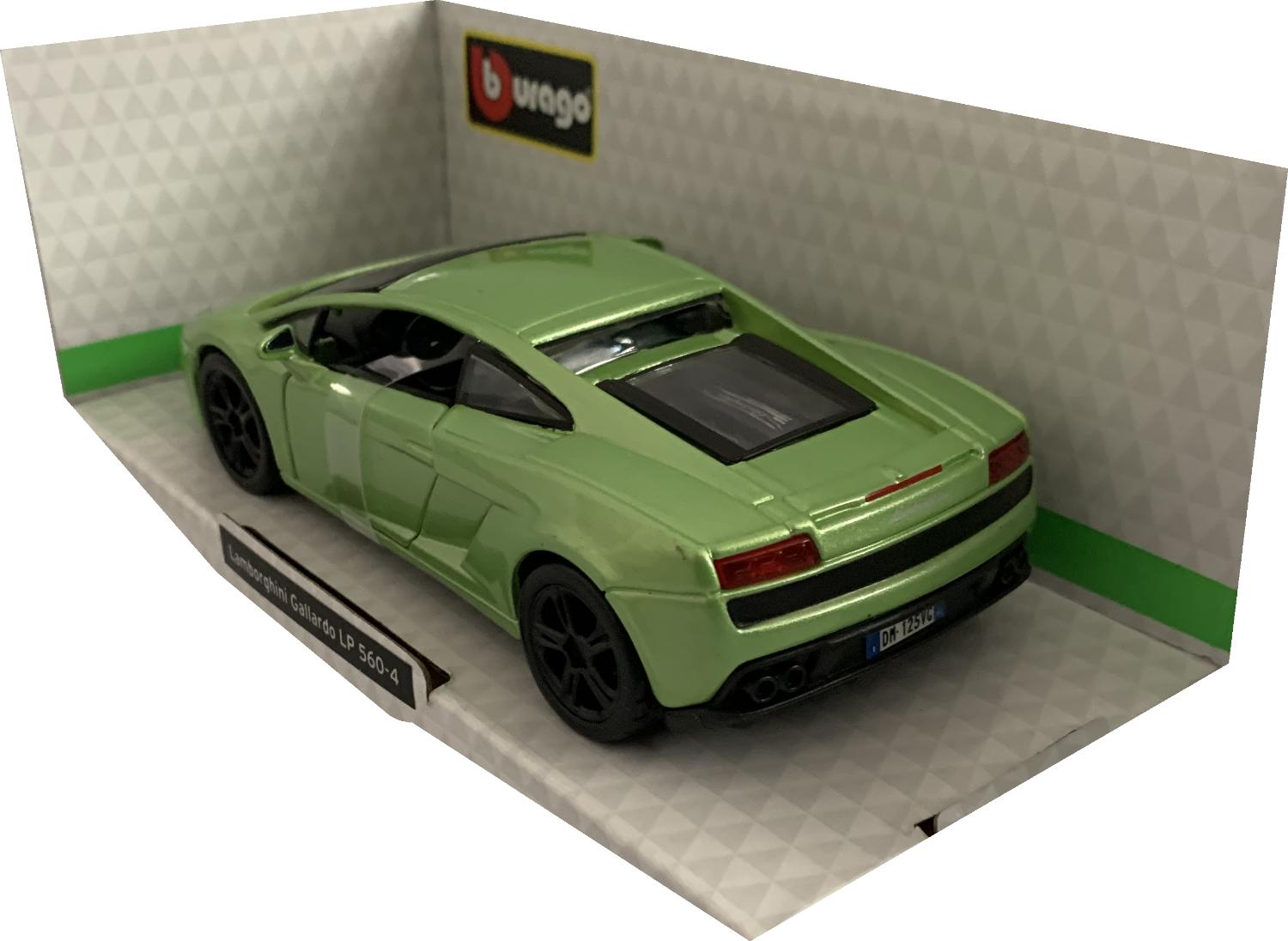 Lamborghini Gallardo LP 560-4 in metallic green 1:32 scale model from Bburago
