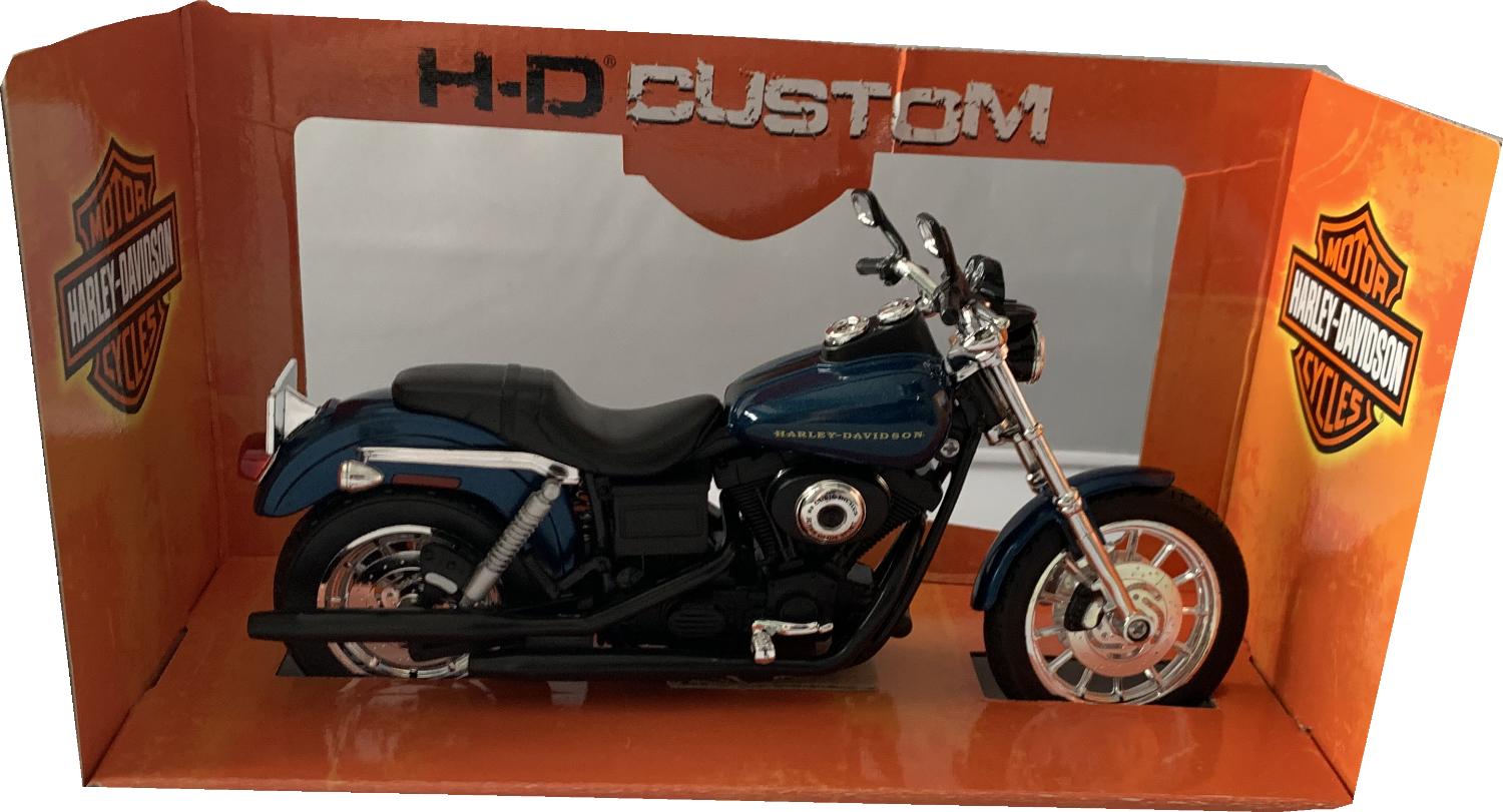 Harley Davidson 2004 Dyna Super Glide Sport in metallic blue 1:12 scale model motorbike from Maisto