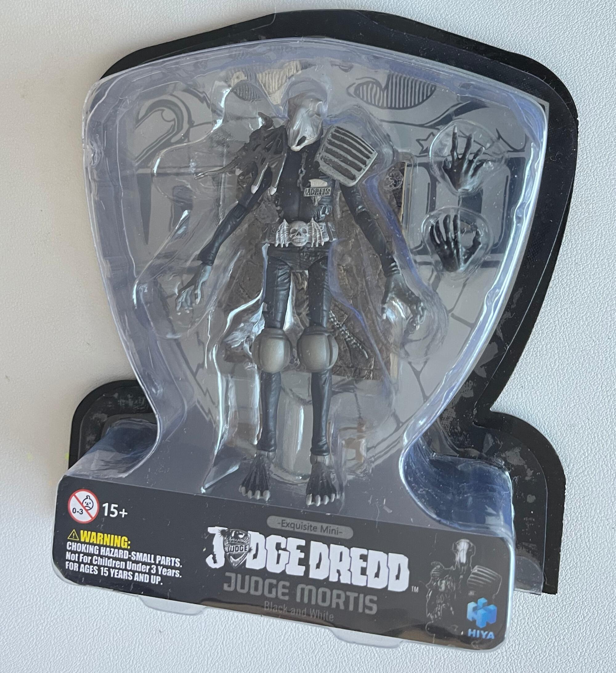 Judge Mortis 1:18 scale black and white action figure from Judge Dredd, made by Hiya