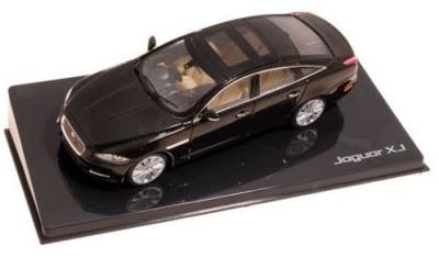Jaguar XJ i model, IXO models