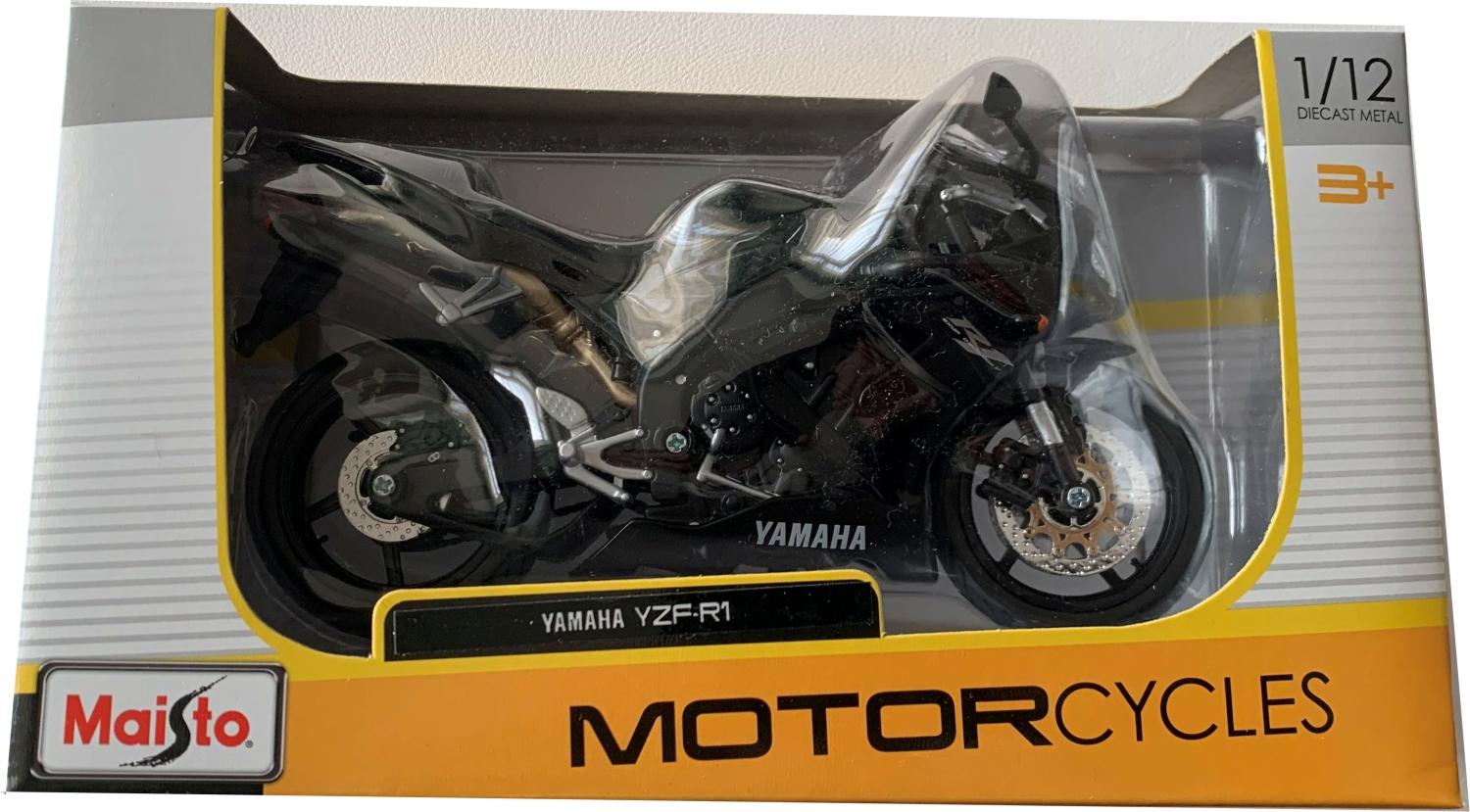 Yamaha YZF-R1 in black 1:12 scale model from Maisto