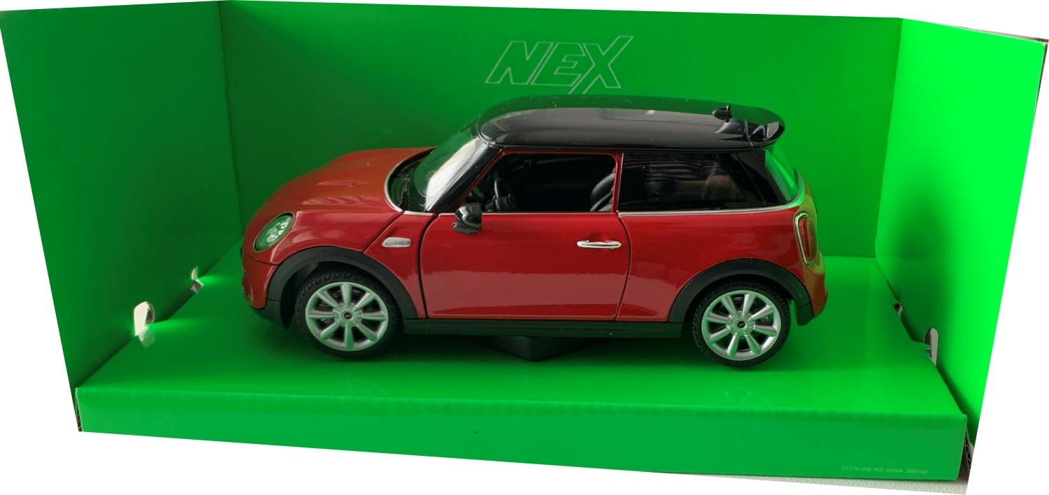 NMini Cooper S Hatch in red with black roof 1:24 scale model from Welly