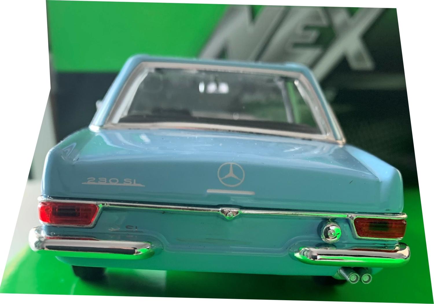 Mercedes Benz 230 SL (W113) 1963 in light blue 1:24 scale model from Welly