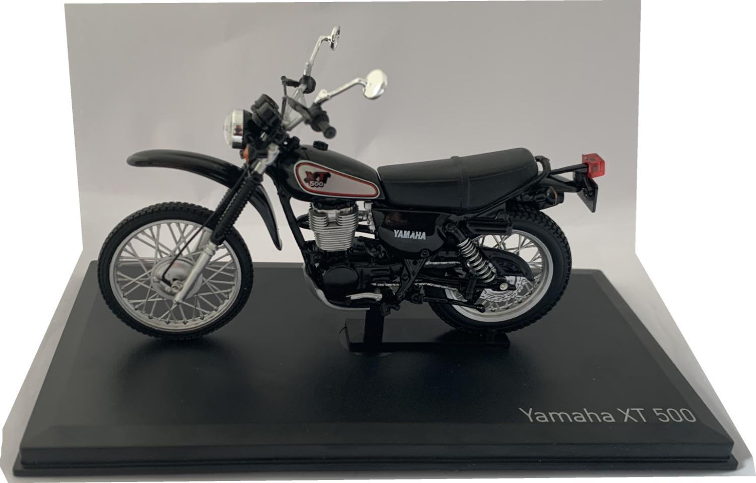 Yamaha XT 500 1988 in black / silver 1:18 scale motorbike model from Norev