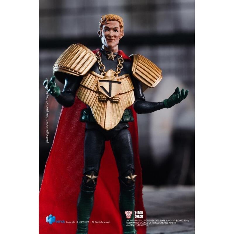 Chief Judge Cal, 1:18 scale action figure from Judge Dredd, made by HIYA, HEMJ0112