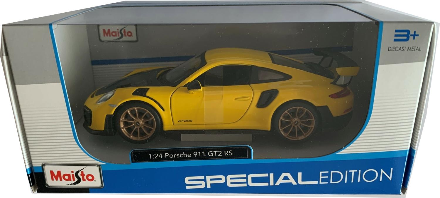 Porsche 911 GT2 RS in yellow 1:24 scale model from Maisto