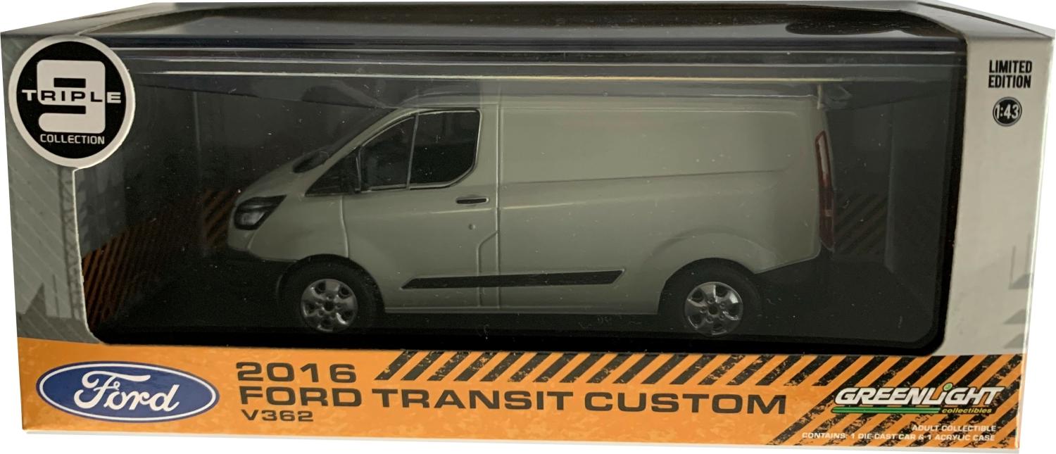 Ford Transit Custom V362 2016 in moondust silver 1:43 scale, Greenlight