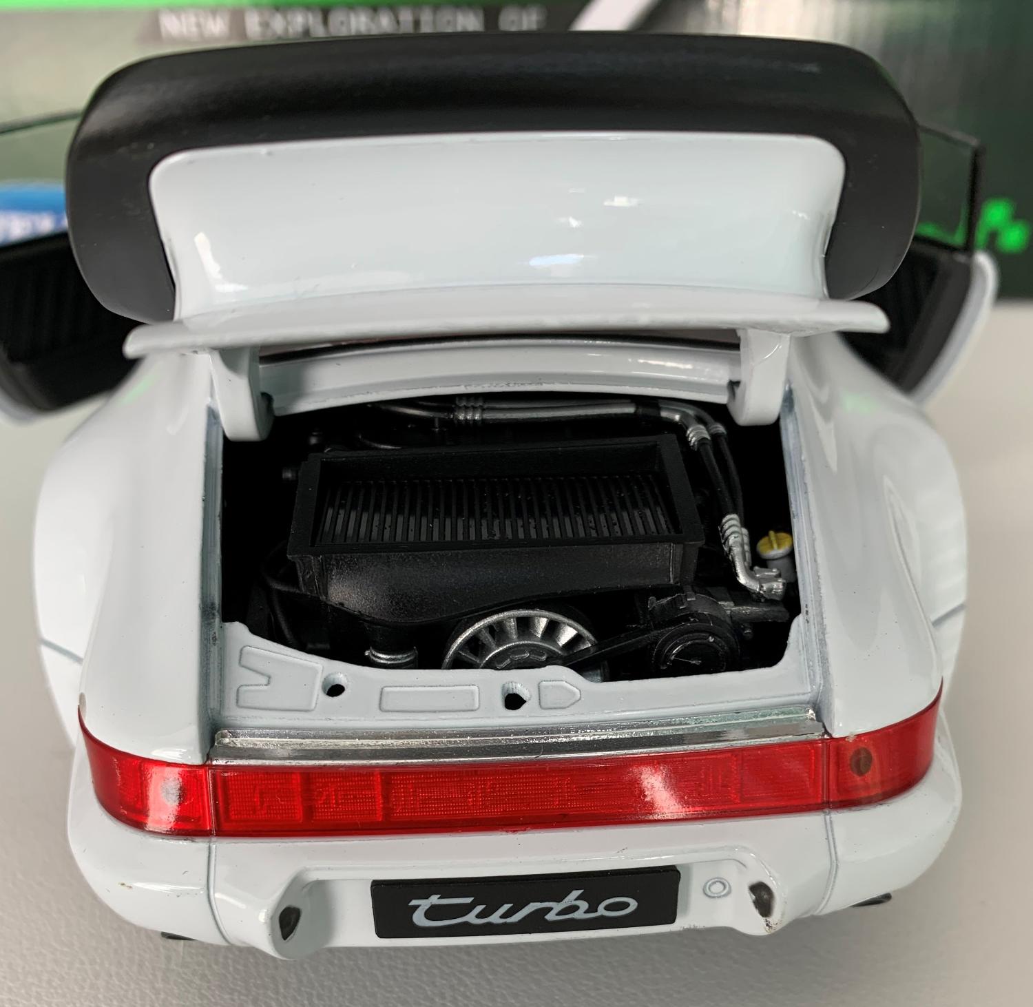 An excellent reproduction of the Porsche 911 (964) Turbo with high level of detail throughout, all authentically recreated